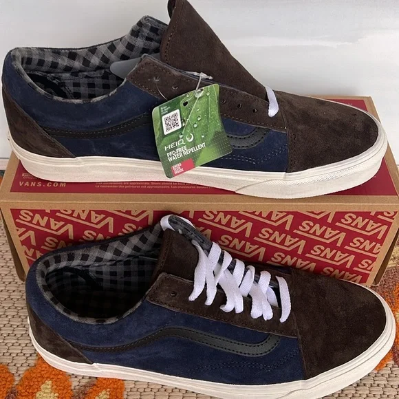 Vans Men’s Old Skool
Pig Suede Plaid Brown Navy
VN0007NTBF1
Sneakers - Picture 3 of 16